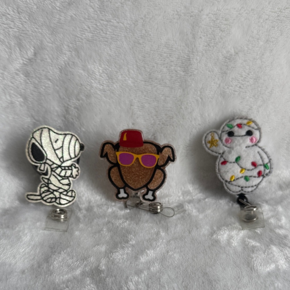 Holiday Badge Reels - Set of 3